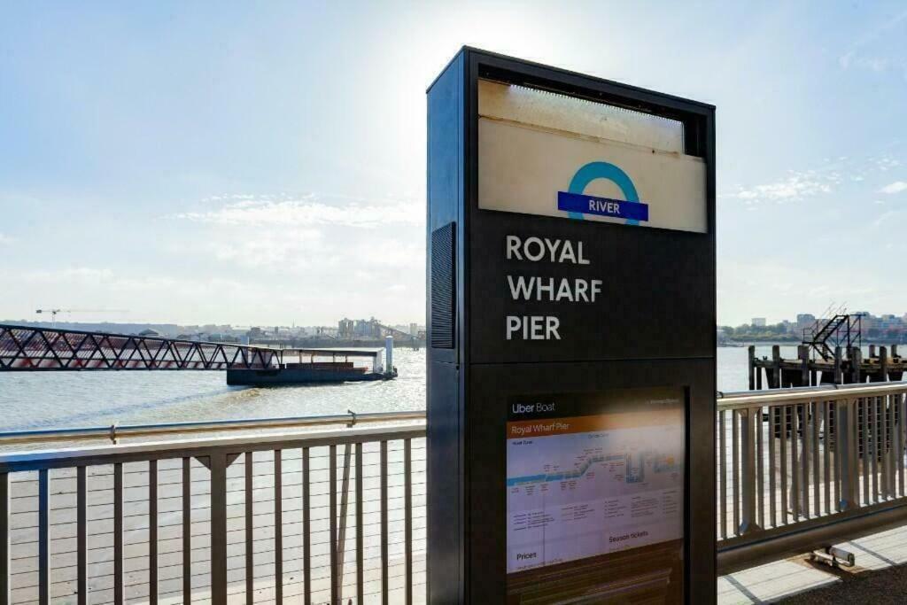 City Escape - Royal Wharf London Bagian luar foto