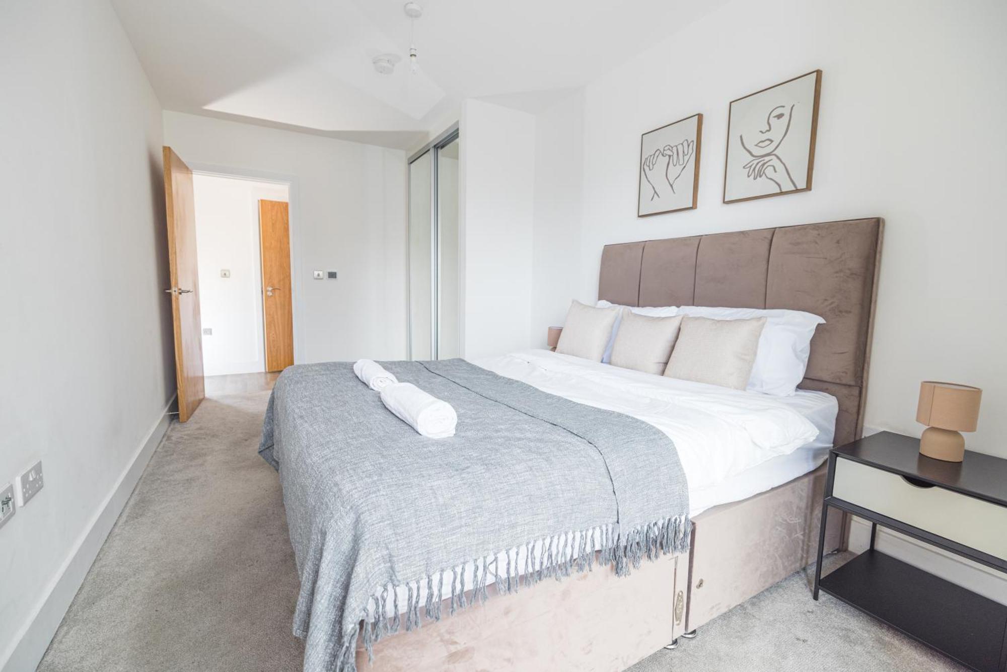 City Escape - Royal Wharf London Bagian luar foto