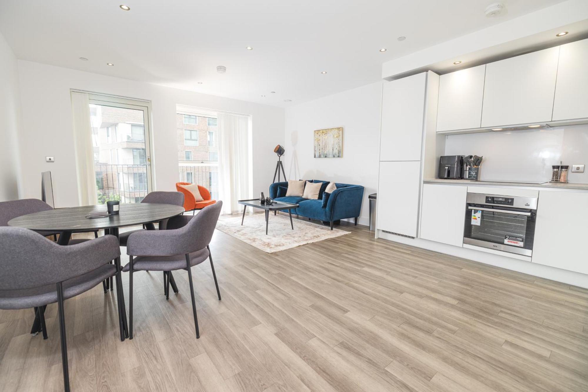 City Escape - Royal Wharf London Bagian luar foto